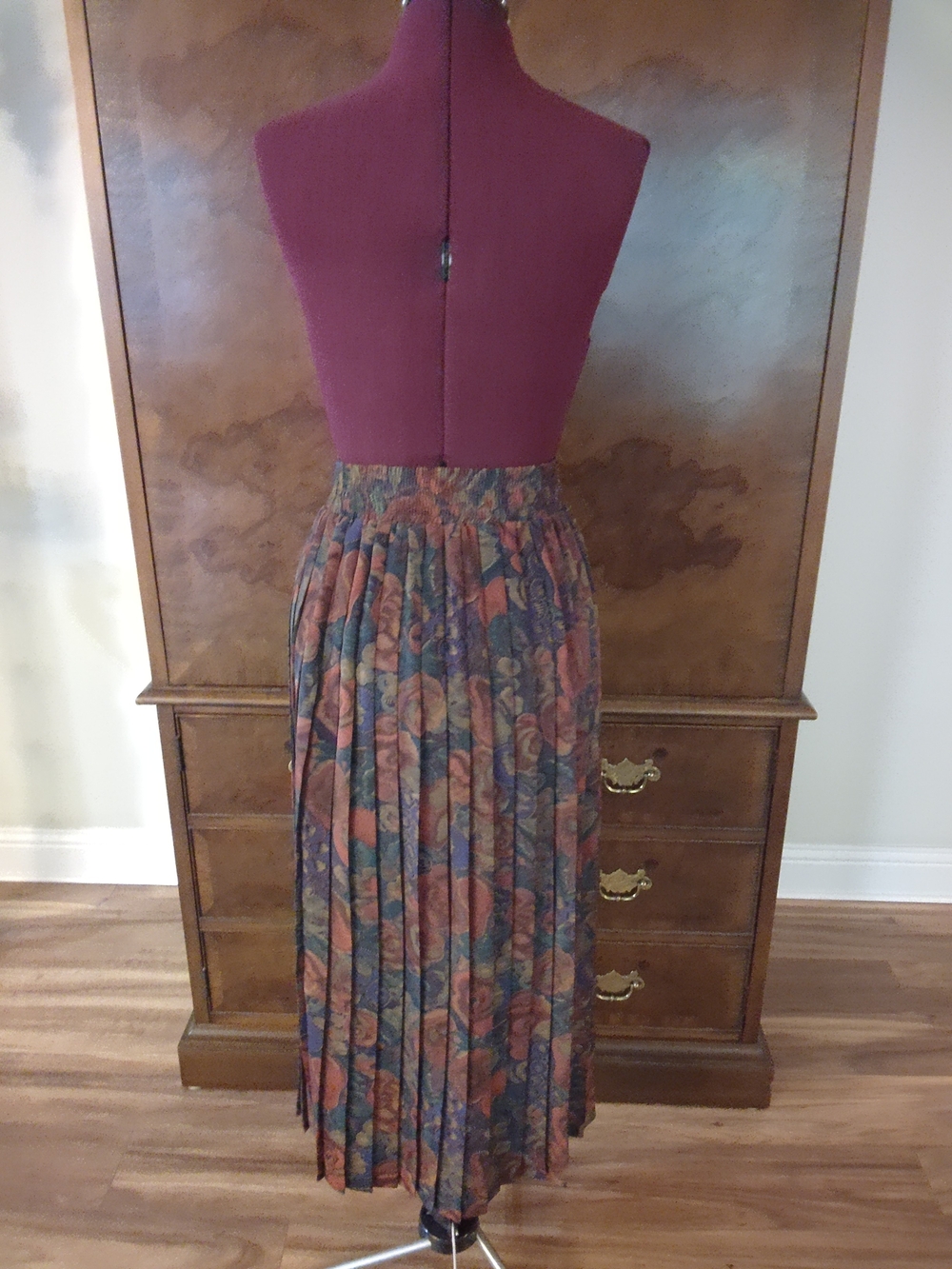 Floral Pleated Midi Skirt in Rust, Olive & Navy